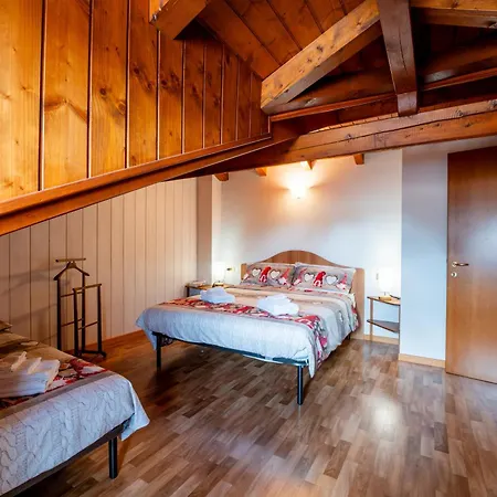Lhousing - Tricamere Con Due Bagni In Centro Lejlighed Roana